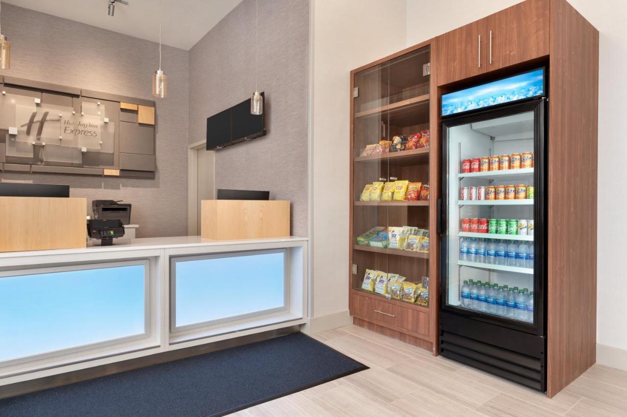 Holiday Inn Express - Jamaica - Jfk Airtrain - Nyc By Ihg Нью-Йорк Екстер'єр фото