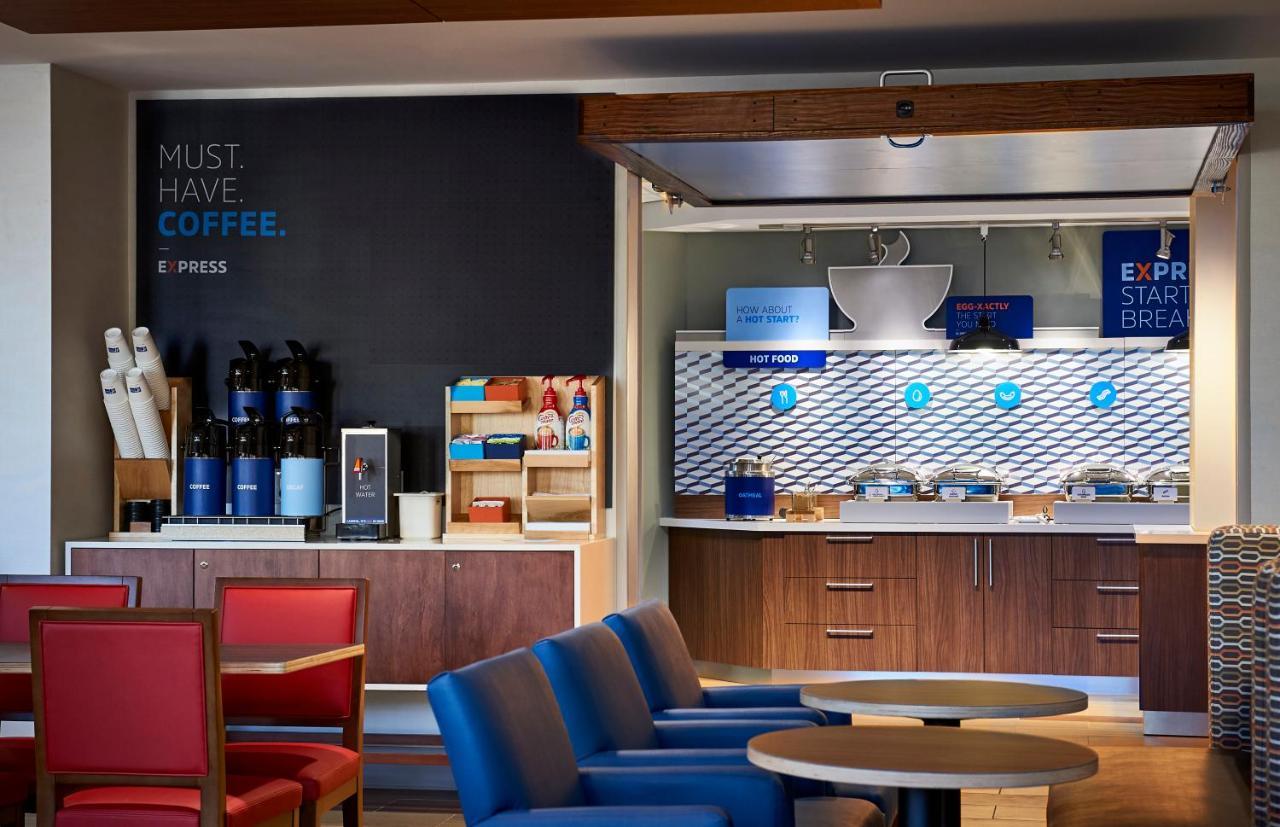 Holiday Inn Express - Jamaica - Jfk Airtrain - Nyc By Ihg Нью-Йорк Екстер'єр фото