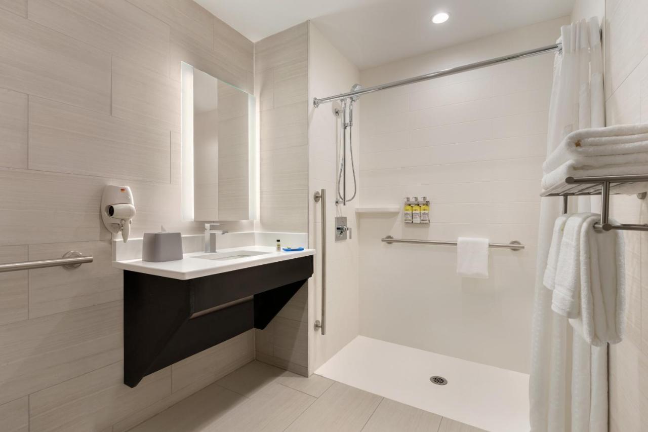 Holiday Inn Express - Jamaica - Jfk Airtrain - Nyc By Ihg Нью-Йорк Екстер'єр фото